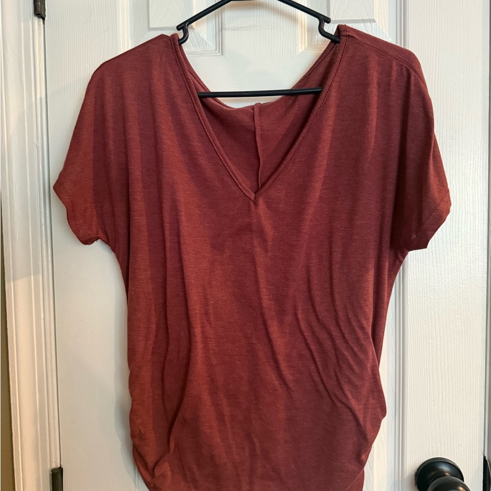 Women's V-Neck Top in Rust